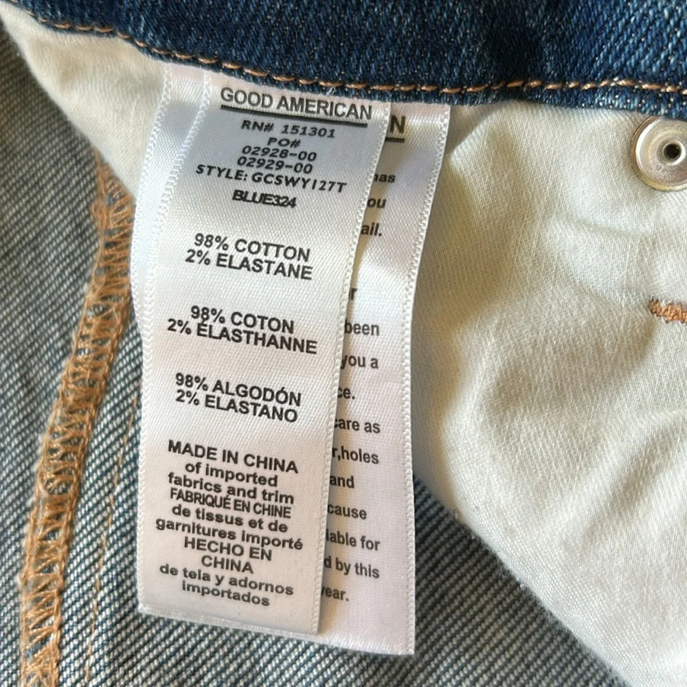 Good American Good Curve Western Yoke Straight Jeans - Picture 5 of 6